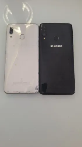 Samsung A20s e A30