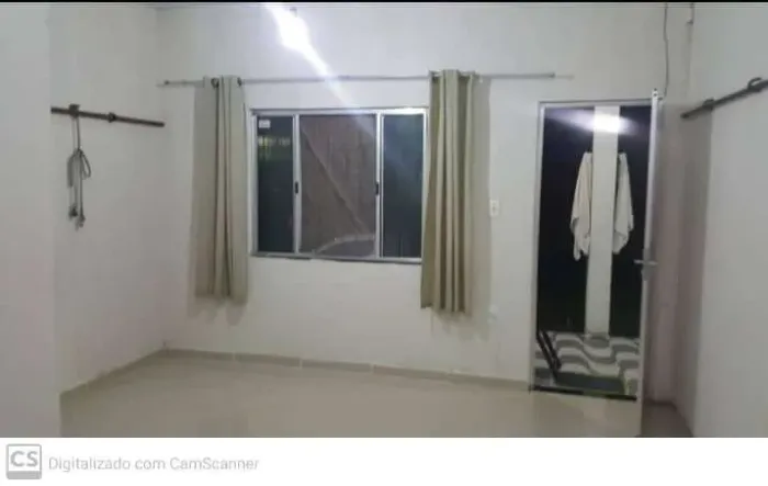 Alugo um kitnet,um cômodo grem salinas grande com banheiro varios armadores de redero