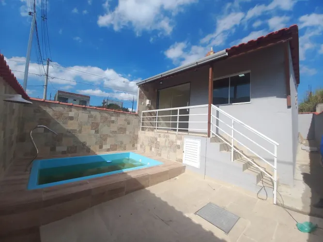 Linda Casa com Piscina no Mendanha 