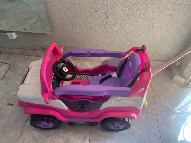 Carrinho de Passeio e Pedal Diipi Rosa da Calesita