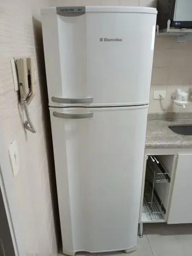 Geladeira Electrolux Frost Free DF38