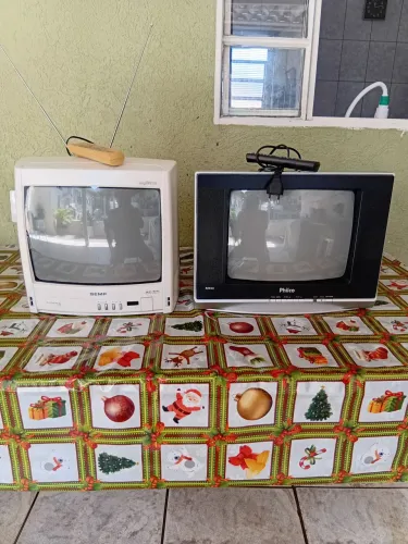 TV 14 polegadas antiga somente a vista no dinheiro pagamento na retirada