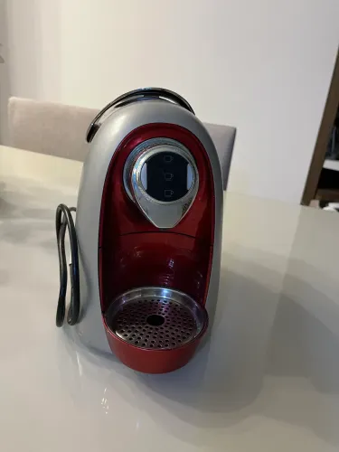 Cafeteira três corações. 