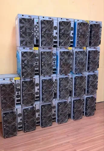 Mineradora Antminer 95TH Asic Bitcoin Usado 200-240v 