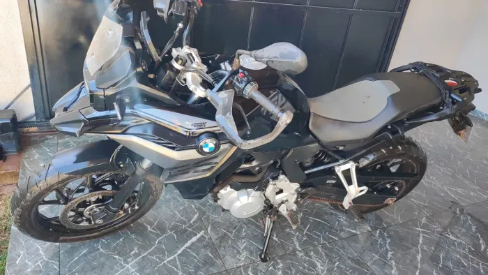 Moto única 