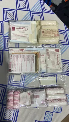 Vendo kit de primeiro socorros bmw