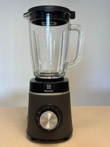 Liquidificador 1200W Electrolux 1,75L Expert com Jarra de Vidro