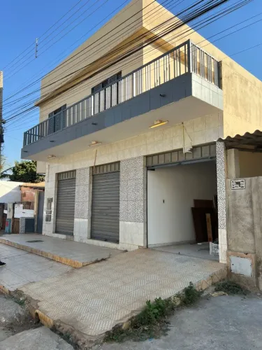 TROCO OU VENDO Predio com loja e apartamento Frente a Bunge BR 040