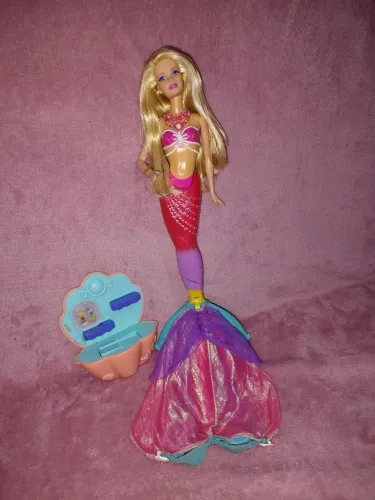Barbie Lumina sereia das pérolas 