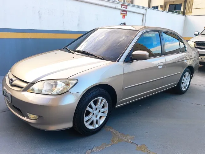 Honda Civic Sedan LXL 1.7 16V 130cv AUT 4P 2005