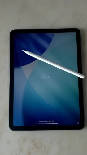 iPad Air - A2588 - M1 - 10,9 polegadas - 5º Geração