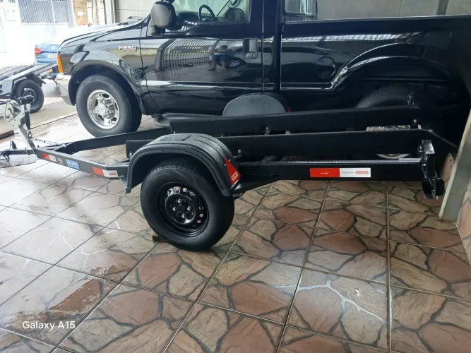 Carretinha de moto aquática com calha para 1 moto! $6,000.00