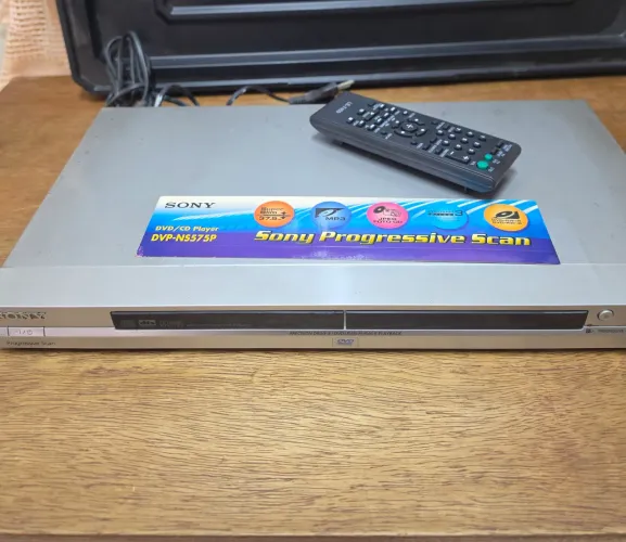 DVD Sony ns 575p