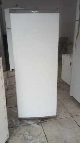 VENDO FREEZER CONSUL