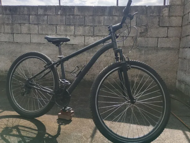 Mountain bike caloi velox aro 29