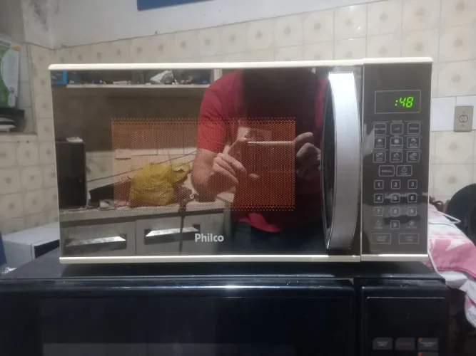Microondas porta espelhada