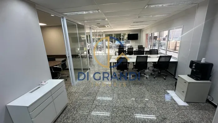 Locação de Sala Comercial em Condomínio de Alto Padrão em Alphaville Campinas - 4 Salas, 3
