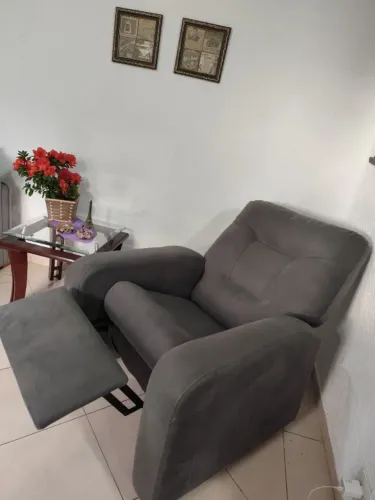Poltrona reclinável 