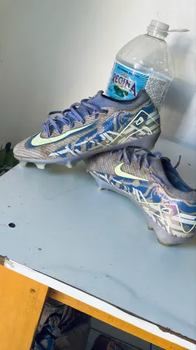 Chuteira da Nike