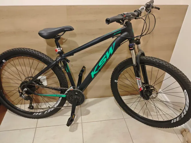 Bicicleta 29 Shimano Altus 27v Freio Hidráulico E Trava K7