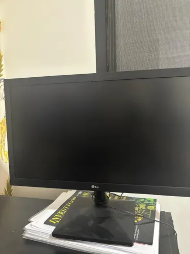 Monitor LG 19.5 - Perfeito estado + Cabos