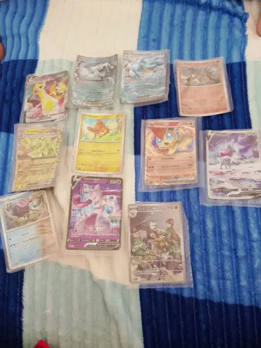 Cartinhas de pokémon 5 Reais cada , podemos negociar