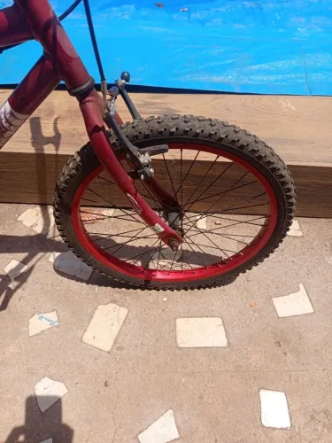 Bicicleta infantil até 10 anos 