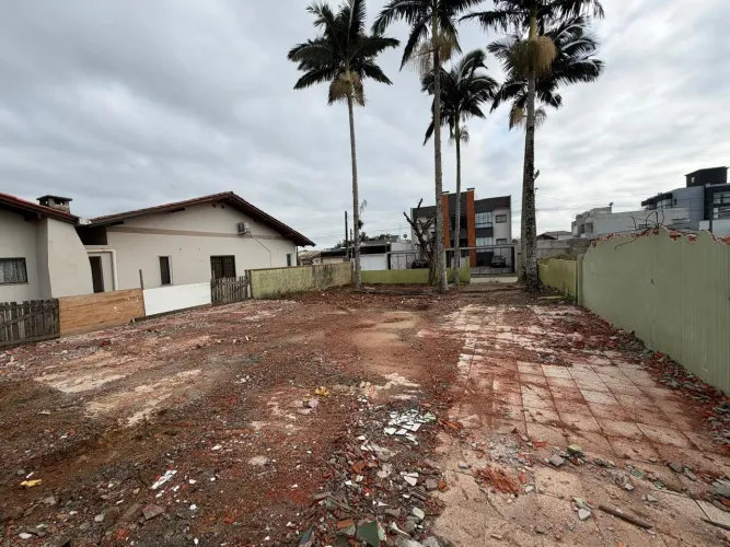 Terreno para Venda em Balneário Piçarras, Itacolomi