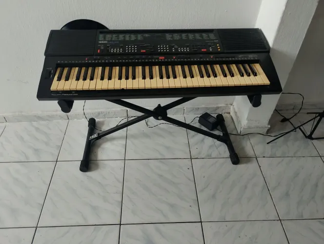 Teclado YAMAHA PRS 400