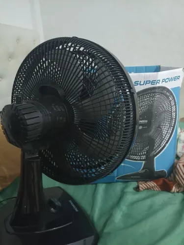 VENTILADOR 1 MES DE USO