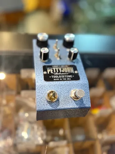 PEDAL PettyJohn Lift MkII USA | Booster / Preamp Boutique | Hand Made | Raríssimo