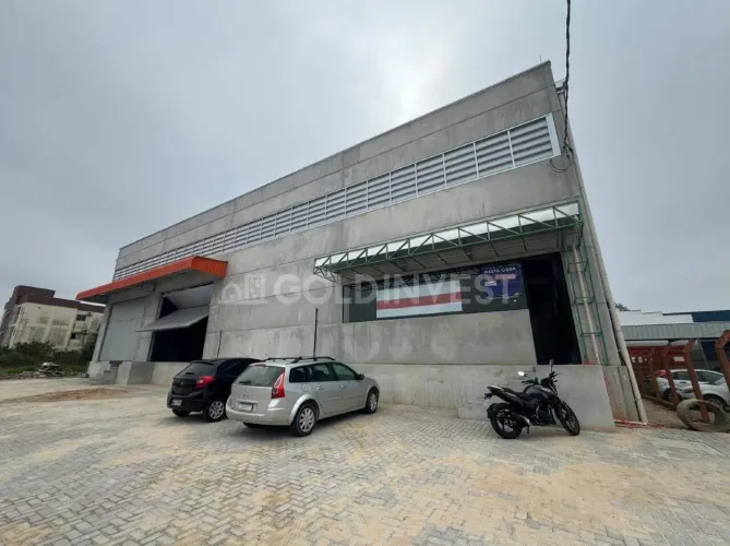 Galpão com 1.050m² no bairro Limoeiro!!!
