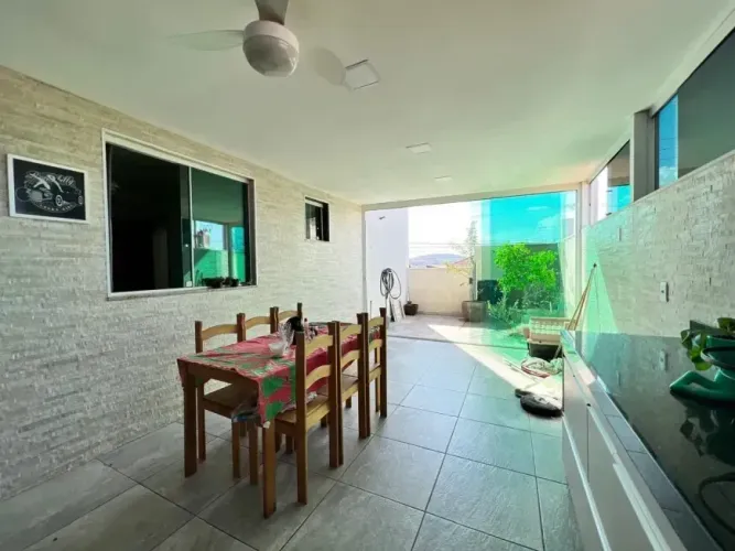 Apartamento com área privativa 3 Quartos à venda, 120m²