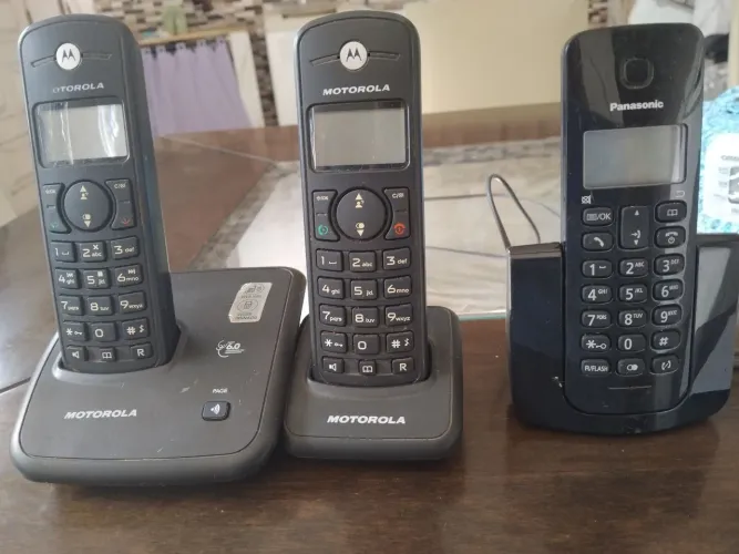 telefones s fio e de linha com carregadores Motorola Fox 1500Motorola Fox 1550 panason k