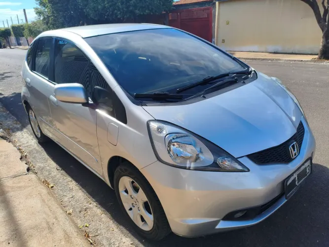 Honda Fit LX 1.4/ 1.4 Flex 8v/16v 5P Mec. 2011