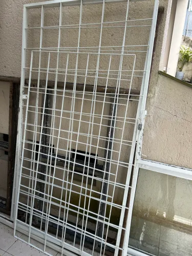 Grade de ferro para para janela