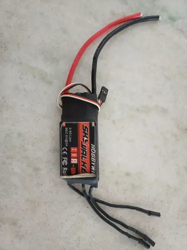 ESC Hbbywing Skywalker 80A-UBEC 2-6 S Lipo SUPER CONSERVADO!!!