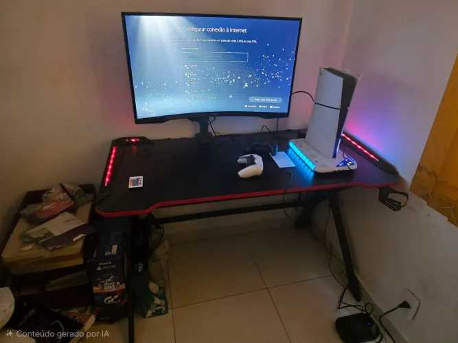 Vendo mesa gamer + monitor curvo de 32" + PlayStation 5 mídia digital com 2 controles 
