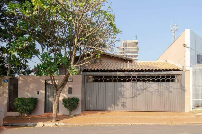 Imóvel Comercial no Bairro Jardim dos Estados