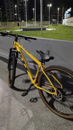 Vendo bike aro 29 gti roma quadro de alumínio peças da shimano 