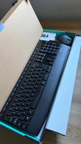 Conjunto Teclado e Mouse Logitech ML345