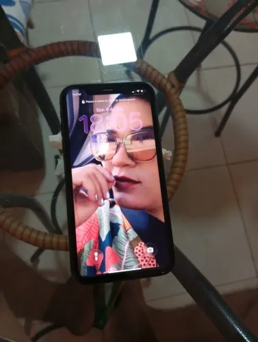 Vendo celular em ótimo estado!!
