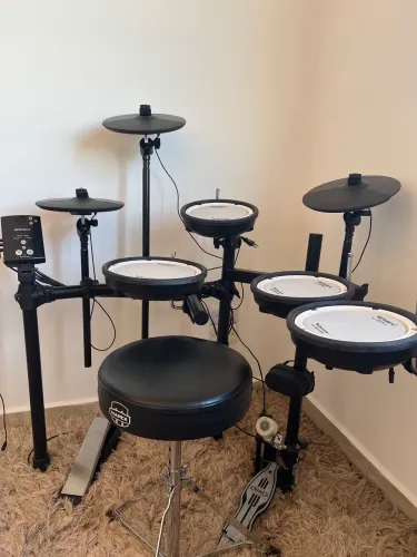 Bateria Eletrônica Roland