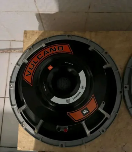 VULCANO 3.8 18 POLEGADAS