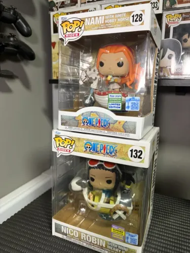 2 Funkos - Nami e Robin one piece rides - novos