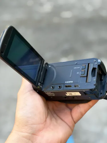 Filmadora Canon HF-R800 pouquíssimo uso