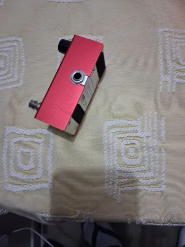 Pedal para guitarra irin efeito choros, valor 100 reais.