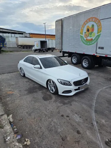 Sucata Mercedes 2016 pra retirada de peças 
