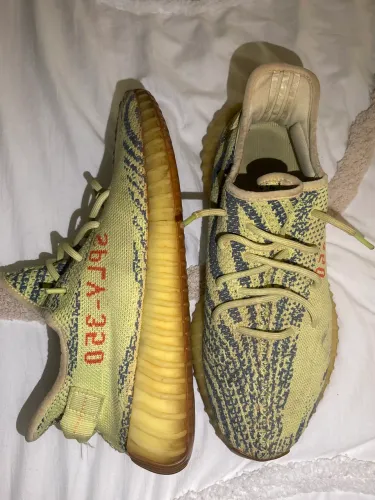 Adidas Yeezy Boost 350 V2 Semi Frozen Yellow