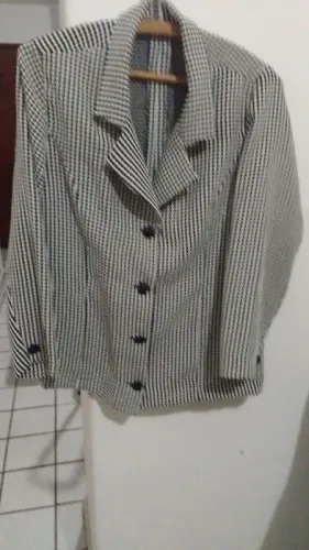 Conjunto Blazer e saía Numeração G